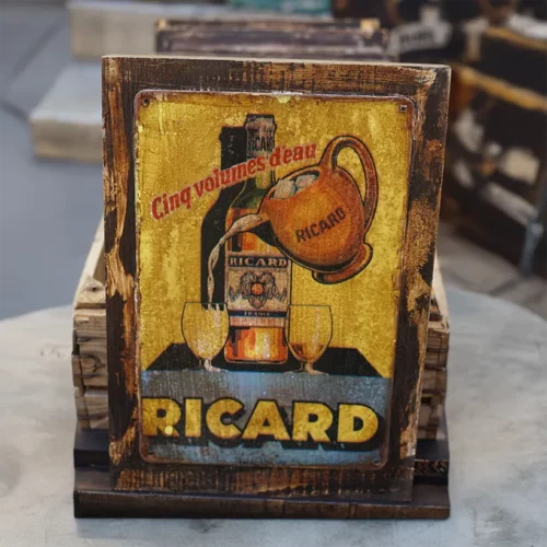 La Taverne De Platon Cabinet De Curiosites Aix En Provence 02 Ricard