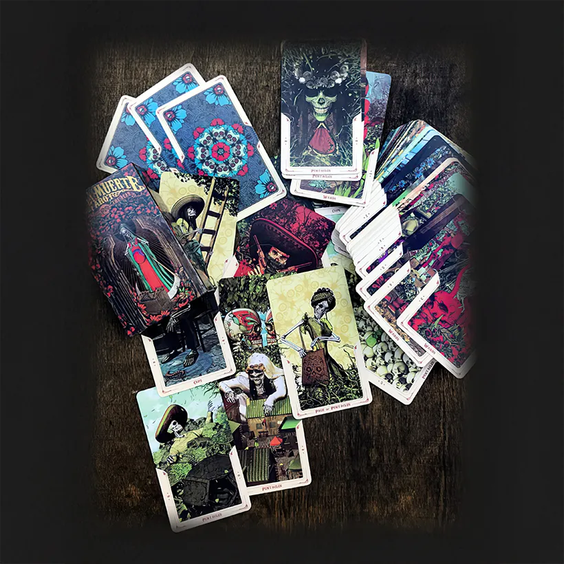 La Taverne De Platon Cabinet De Curiosites Aix En Provence 06 Tarot Santa Muerte 2