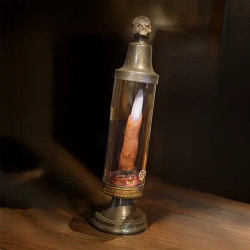 La Taverne De Platon Cabinet De Curiosites Aix En Provence 08 Doigt Vampire 01