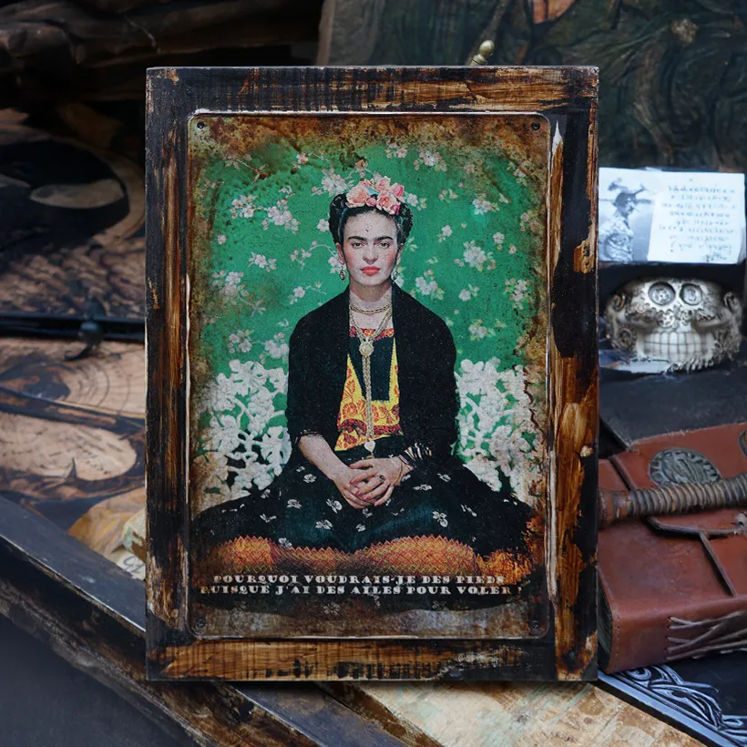 La Taverne De Platon Cabinet De Curiosites Aix En Provence 12 Frida Kahlo