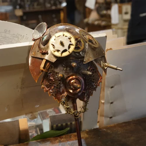 La Taverne De Platon Cabinet De Curiosites Aix En Provence 12 Limule Steampunk