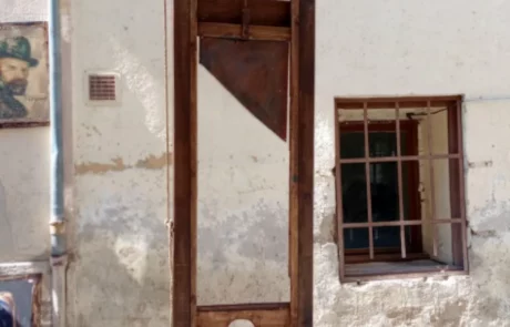 La Taverne De Platon Cabinet De Curiosites Aix En Provence Pdf