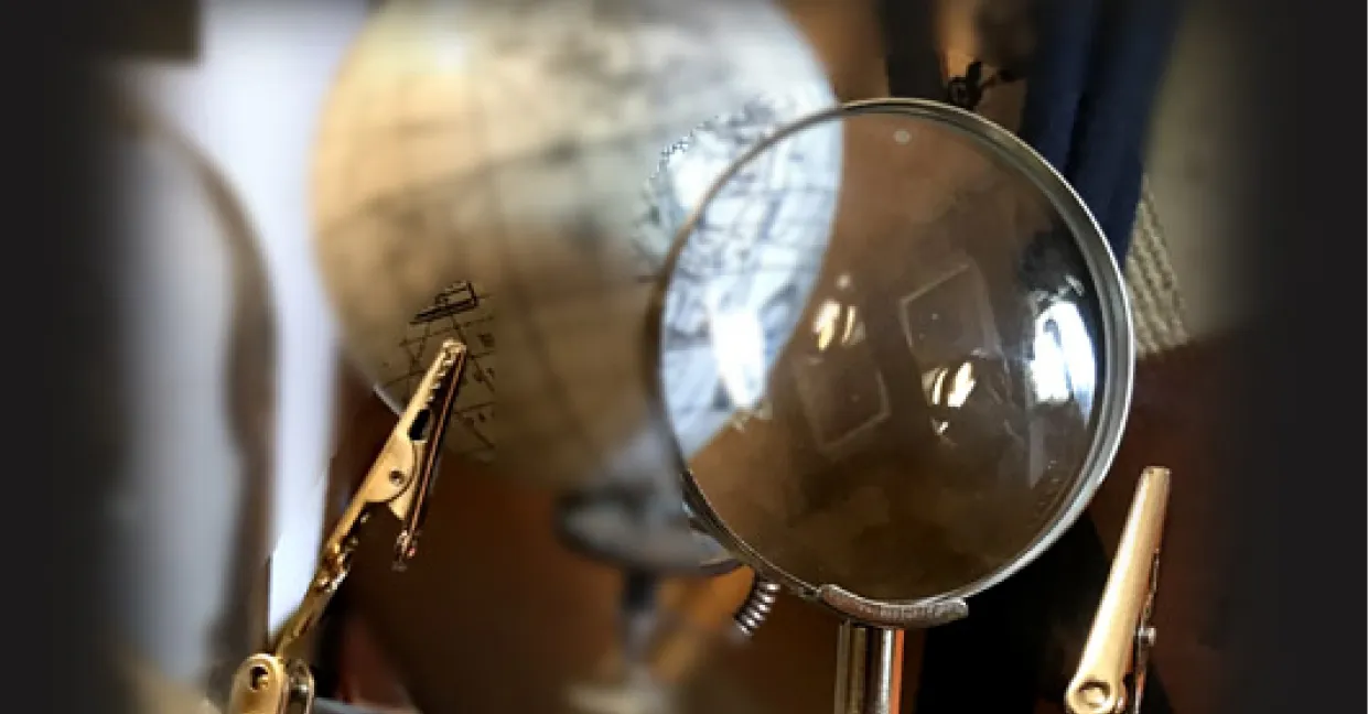 La Taverne De Platon Cabinet De Curiosites Aix En Provence Rectangle 4333